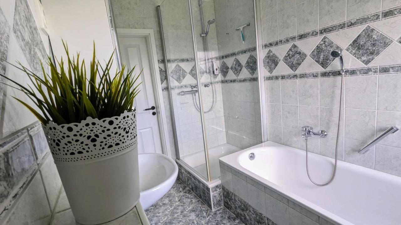 Ferienwohnung Fischerteich In Detmold Exterior foto